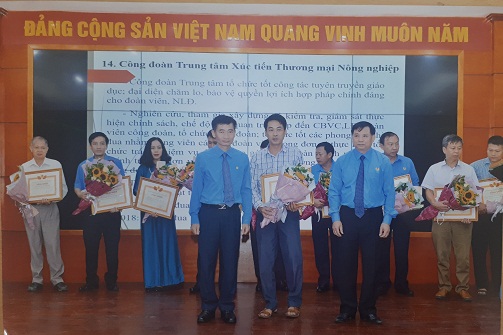 Công đoàn ngành NN-PTNT kỷ niệm 90 năm ngày thành lập Công đoàn Việt Nam