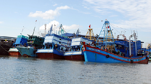 Tăng cường công tác quản lý tàu cá, đảm bảo an toàn cho người và tàu cá hoạt động trên biển
